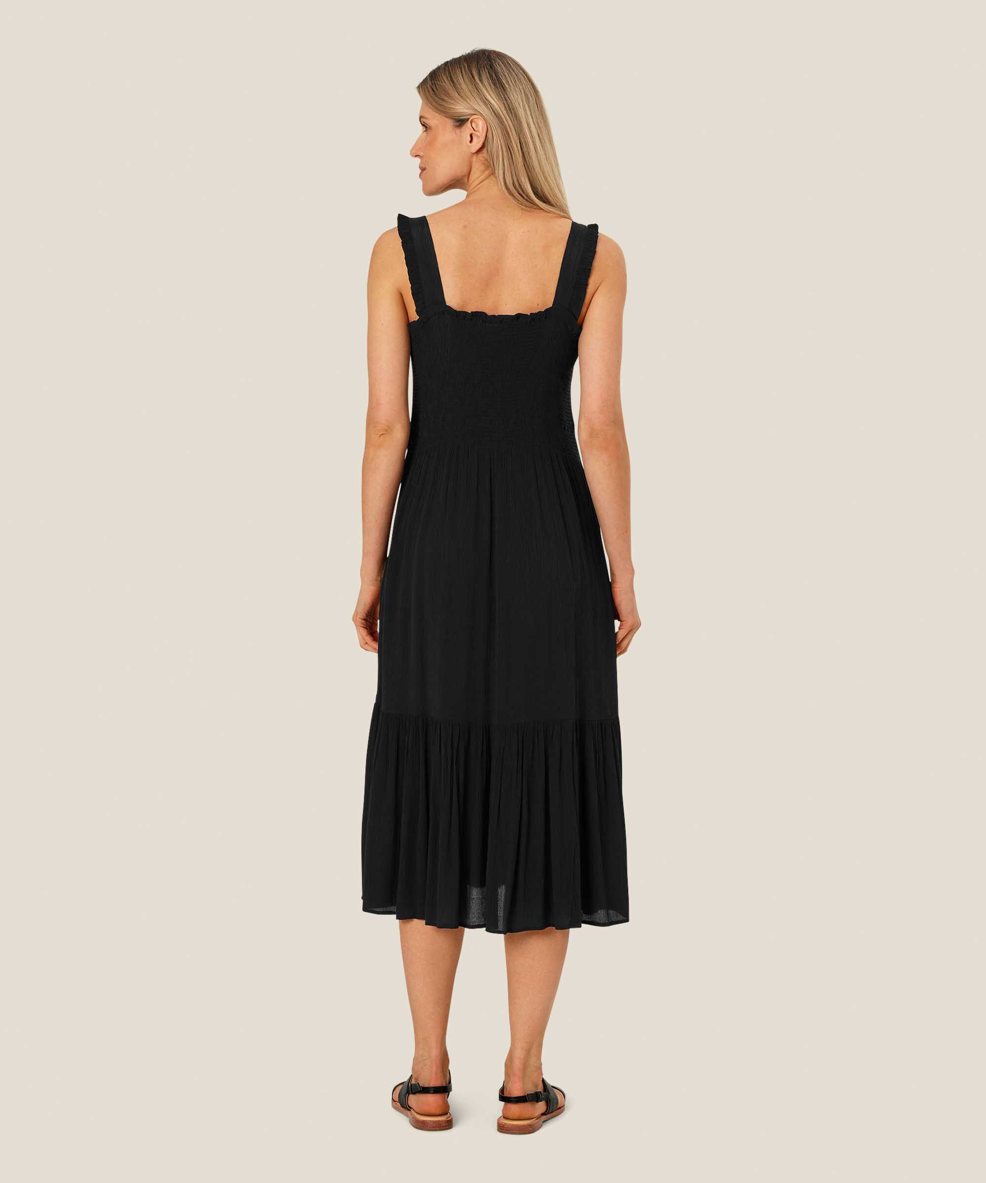 Viskosekleid mit Trägern und Smok über der Brust, Black