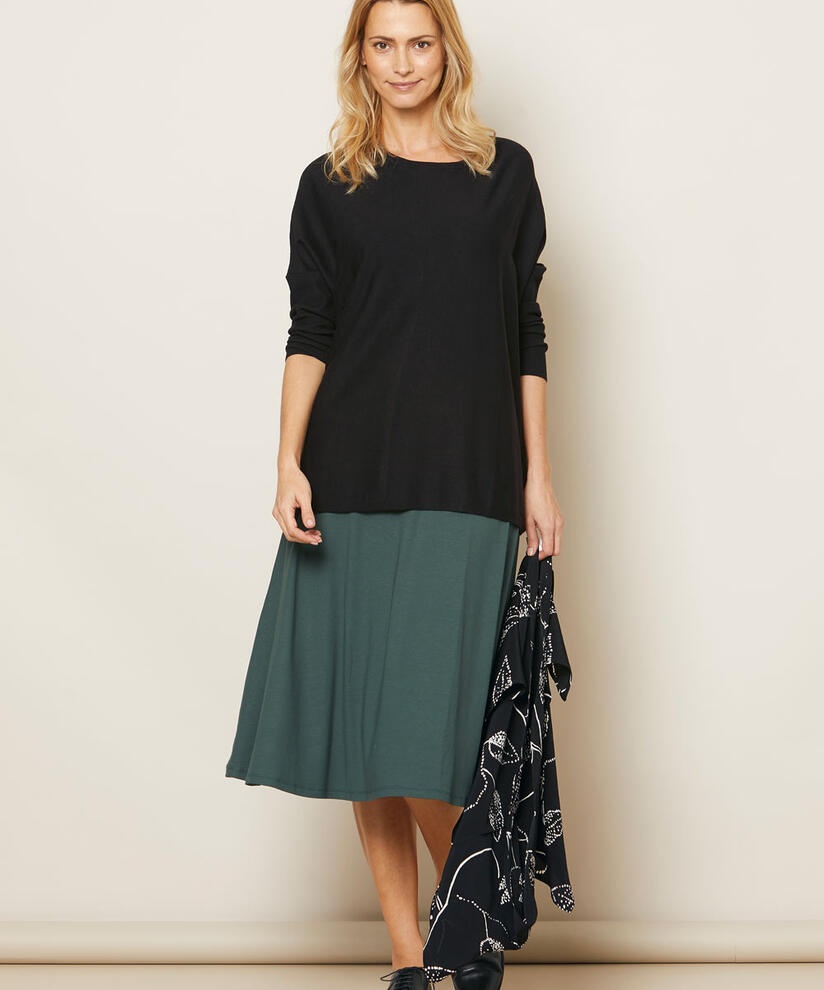 ALONG TUCH, Black
