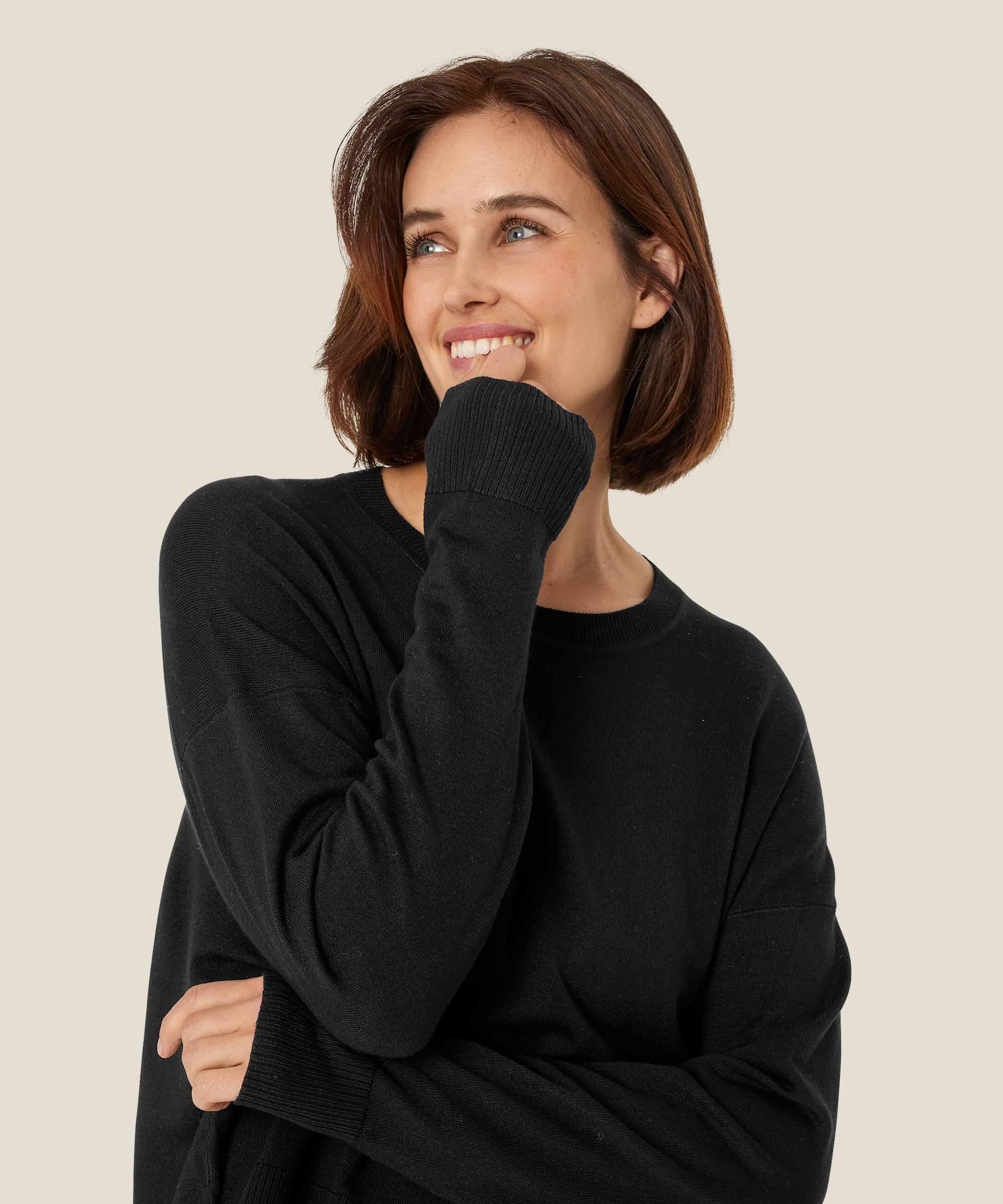 Feinstrick-top Mit Gerippten Kanten, Black