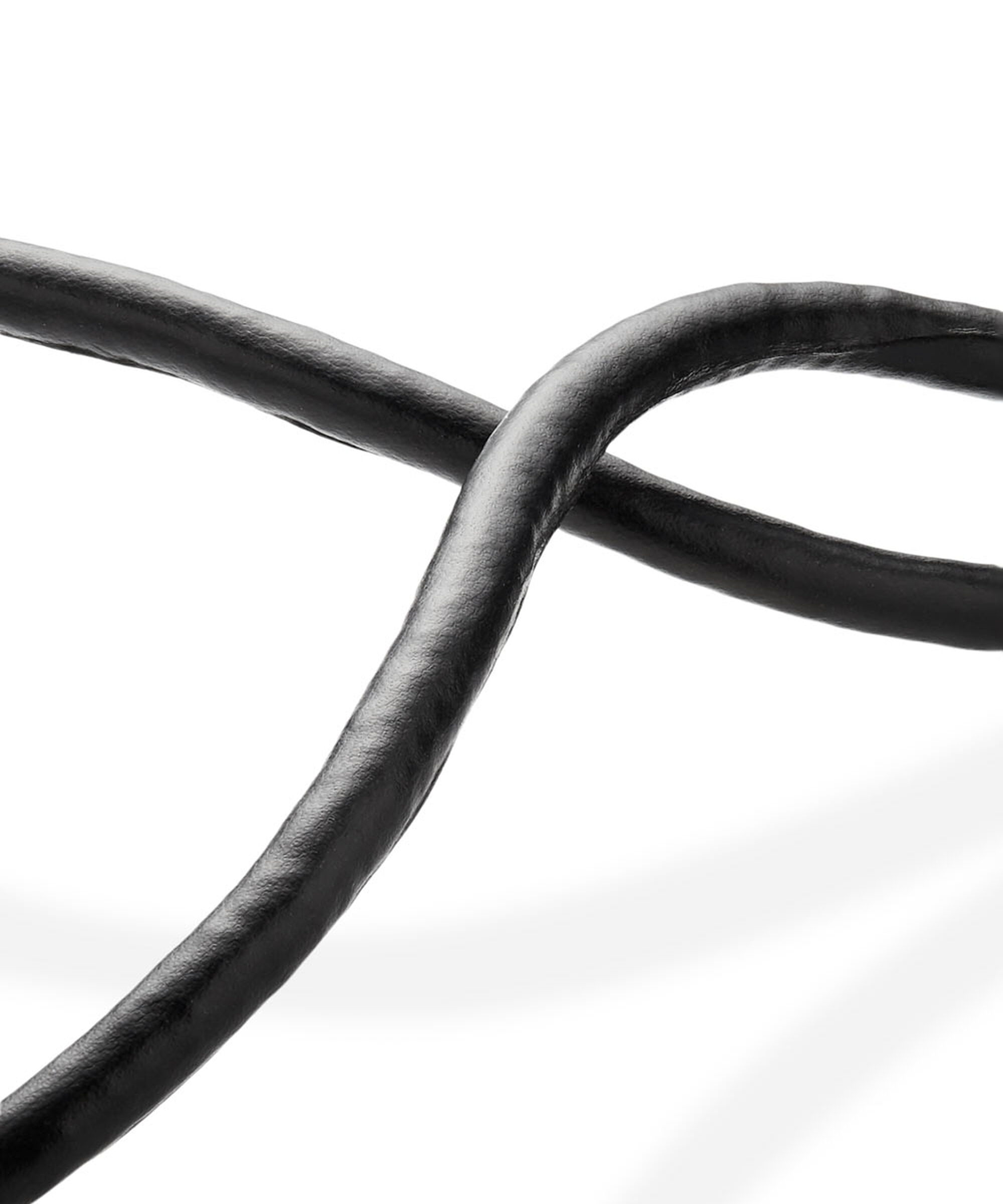 REYANNE HALSKETTE, Black