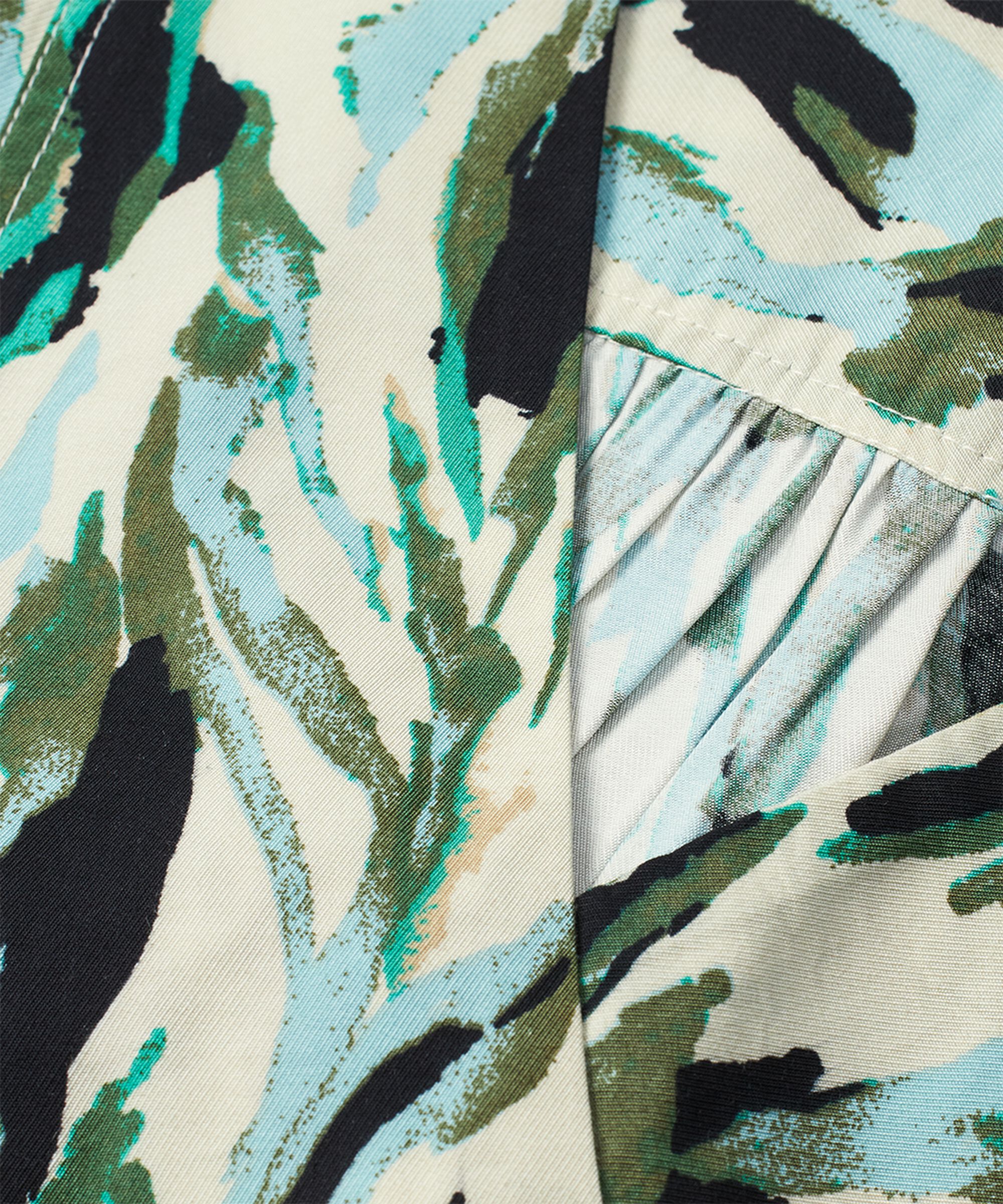 Bedrucktes Kleid mit V-Ausschnitt und Falten hinten, D. Lichen Green