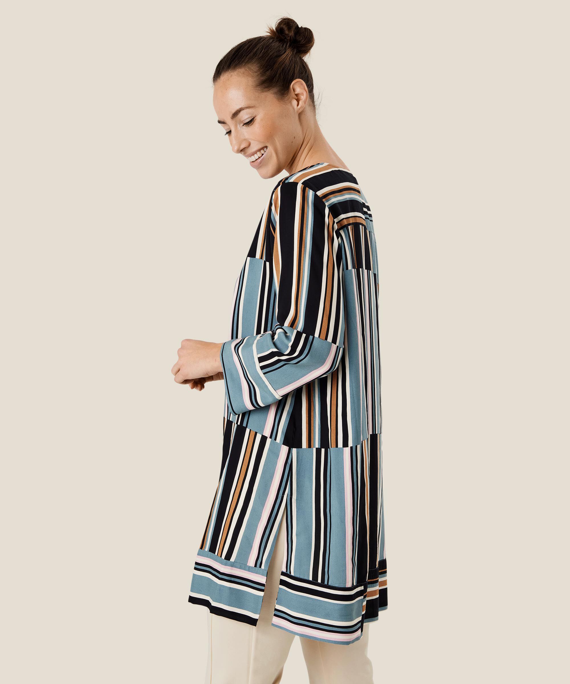 Gybit Tunika, Goblin Blue