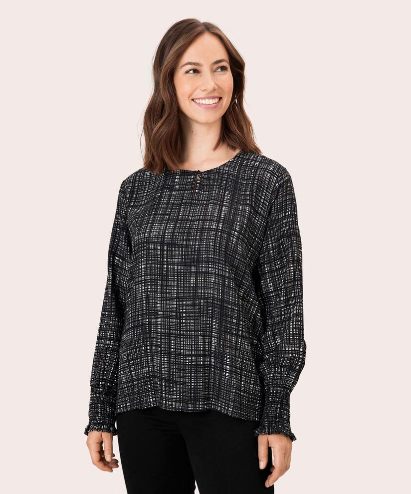 Baila Bluse, Volcanic