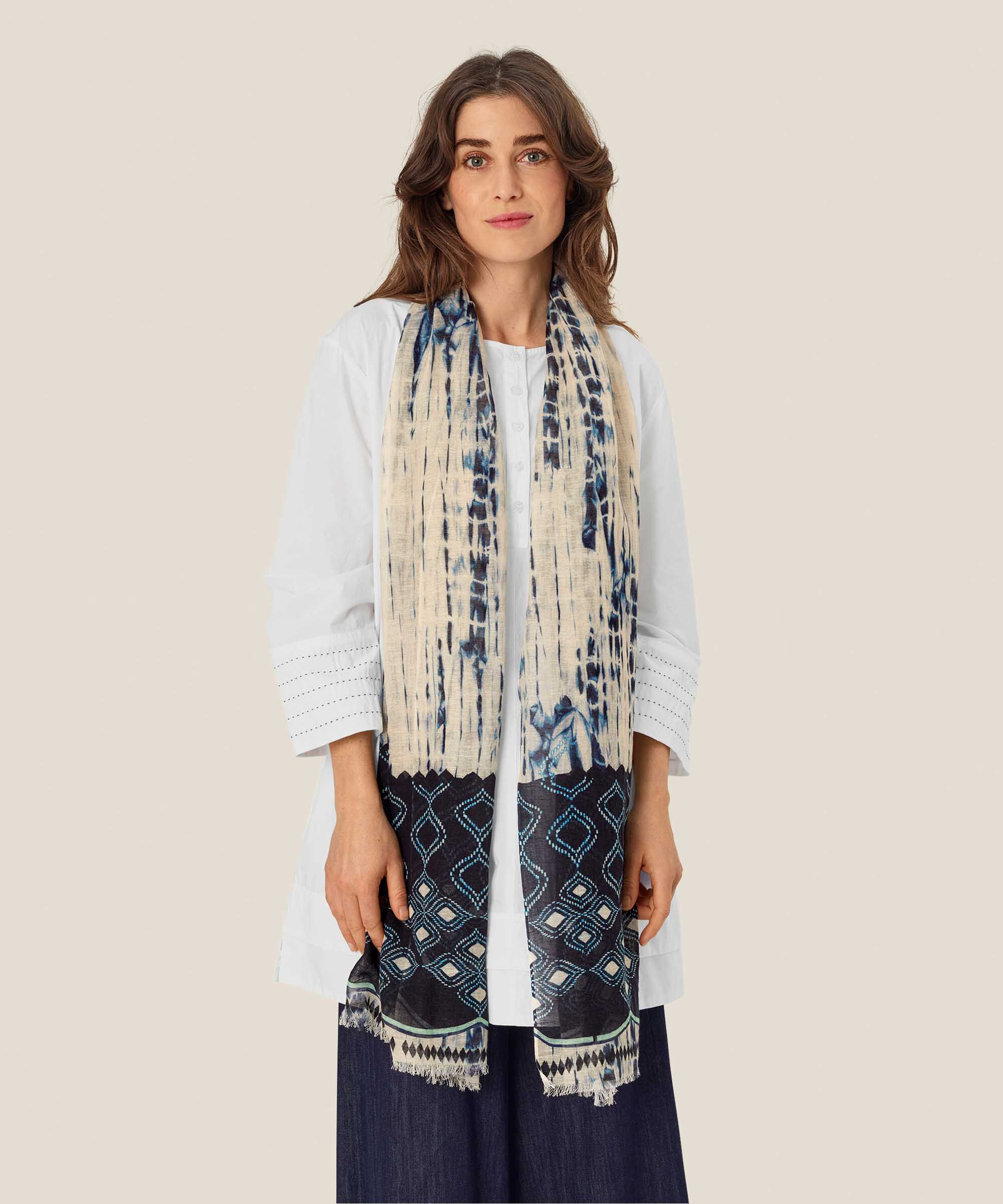 gemusterter Schal aus Leinenmischung, Mood Indigo