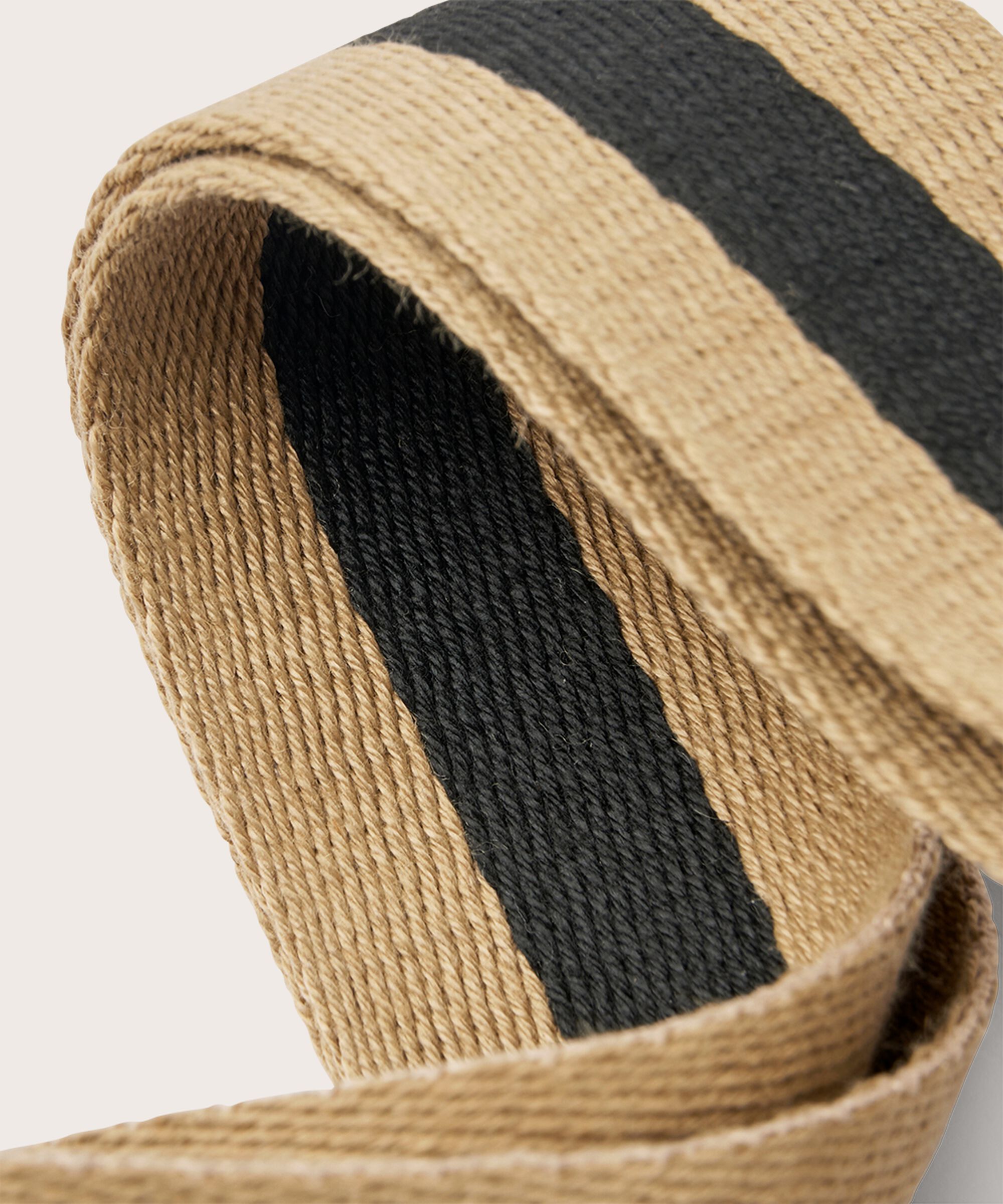 Gestreifter Stoffgürtel mit D-Ring-Verschluss, Safari