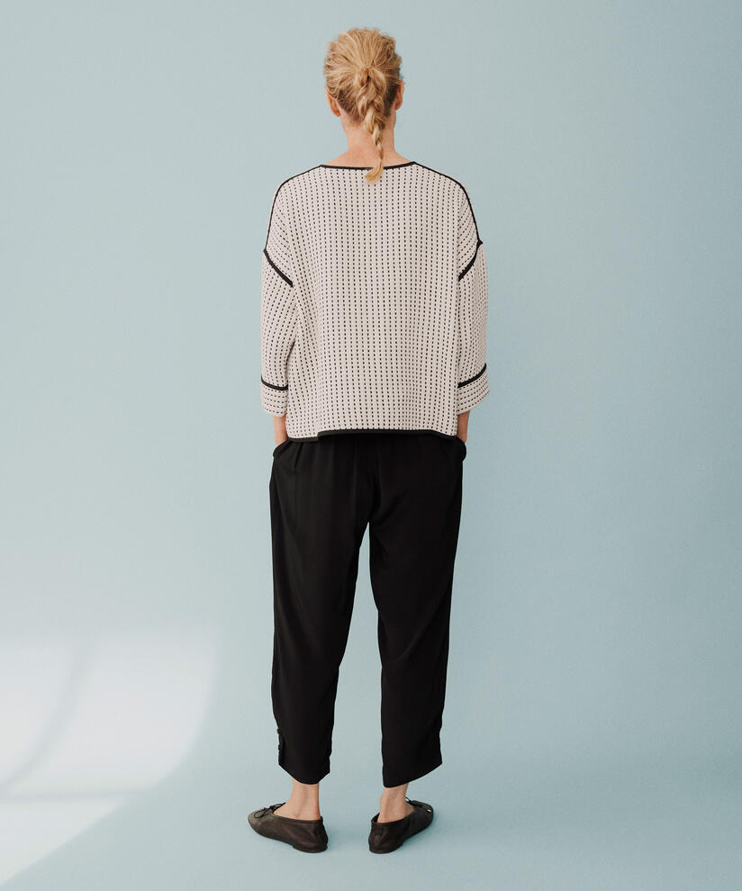 Baumwollbluse mit Kontrastnähten, Black