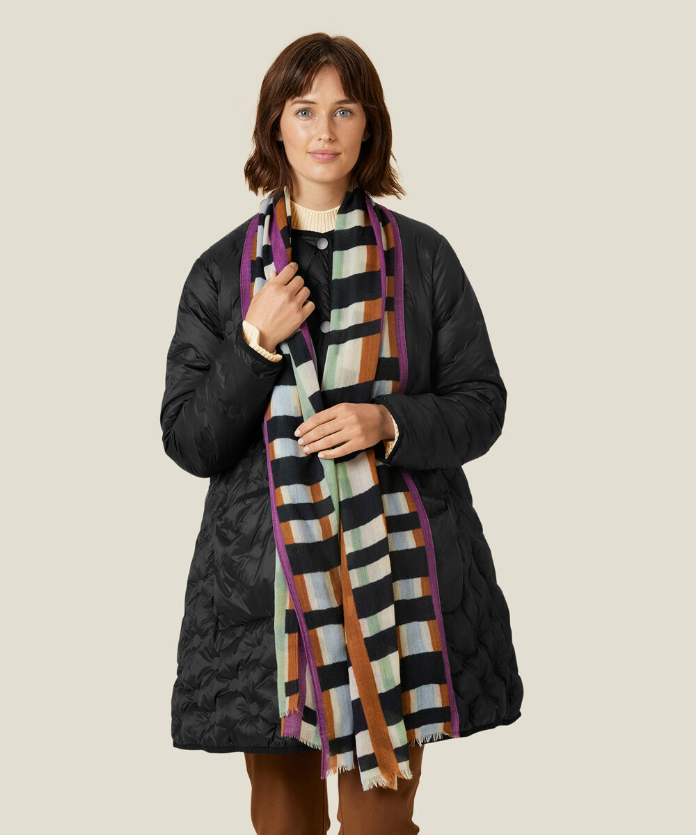 TUVANA DAUNENMANTEL, Black