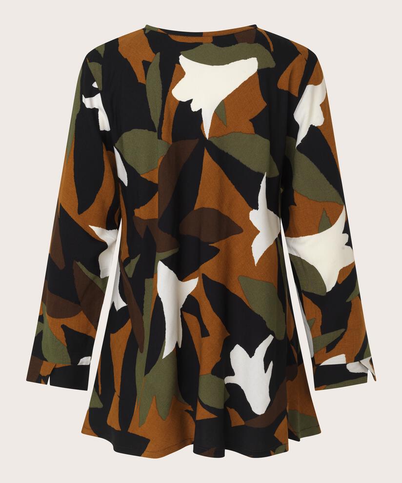 Danita Bluse, Monk's Robe
