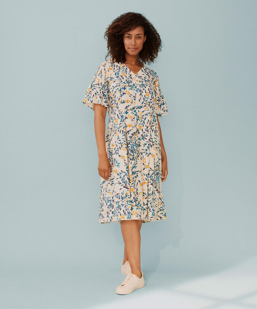 Viskosekleid mit V-Ausschnitt und Smok an den Ärmeln, Russ Orange