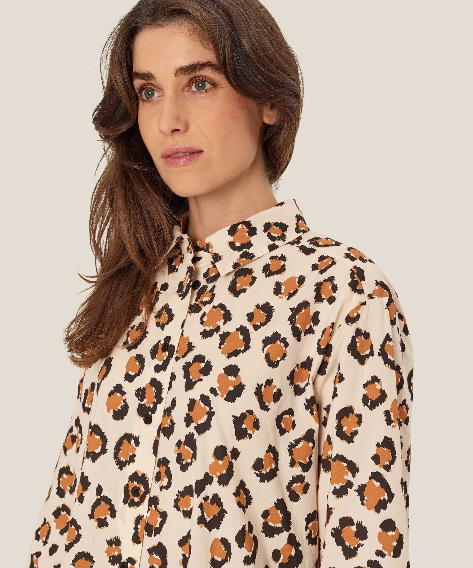 Baumwollhemd mit Leopardenmuster und 3/4-Ärmeln, Cashew