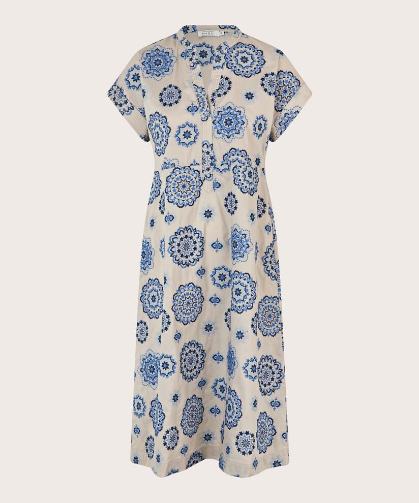 Nynki Kleid, Nebulas Blue