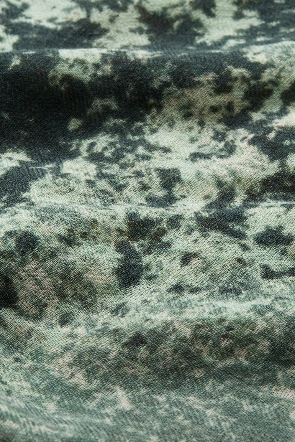 AGUSTANA TUCH, Feldspar