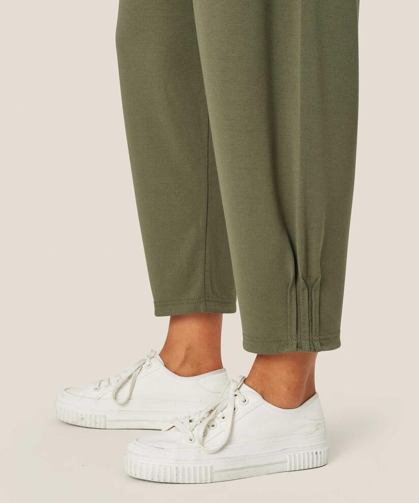 Patti JERSEY Hose, D. Lichen Green