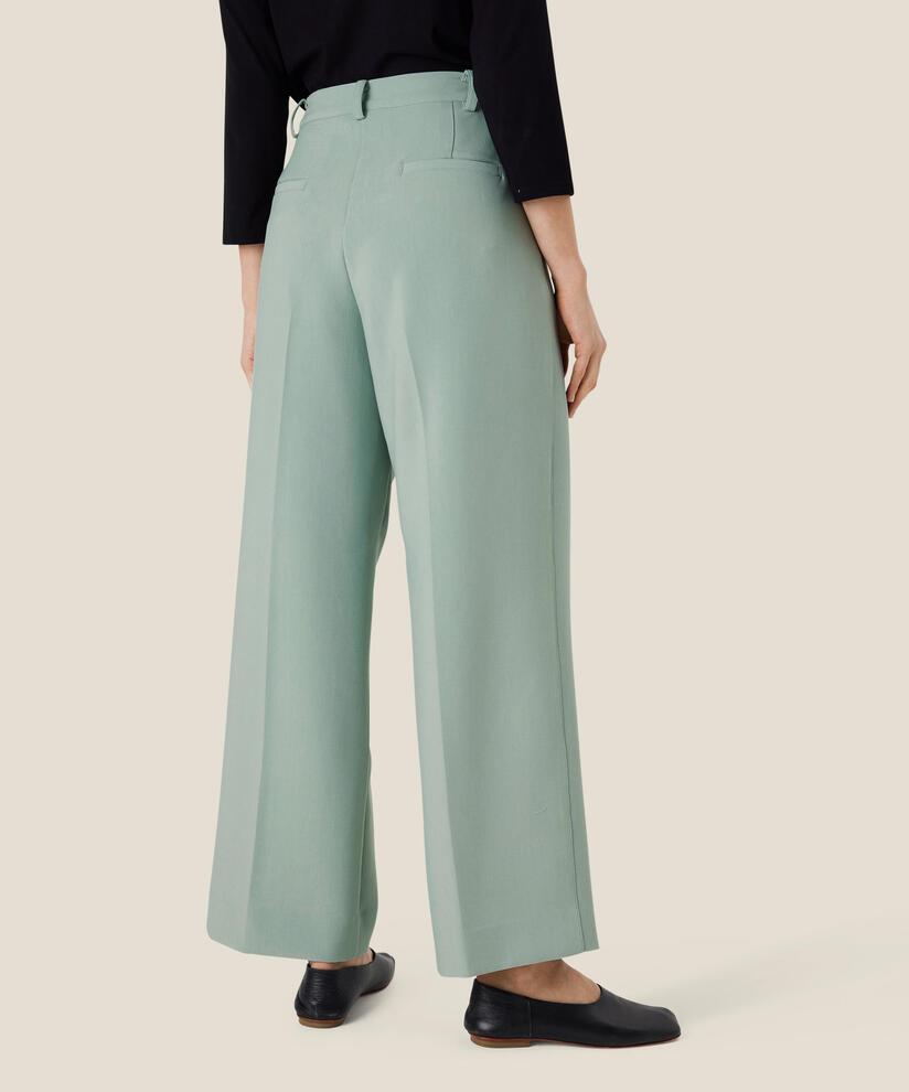 Paia Hose, Jadeite