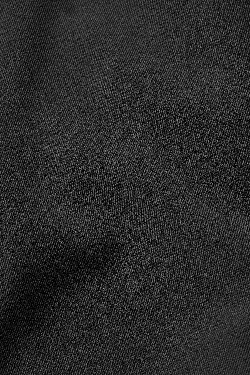 Jacke mit Falten auf der Rückseite und dekorativen Taschen, Black