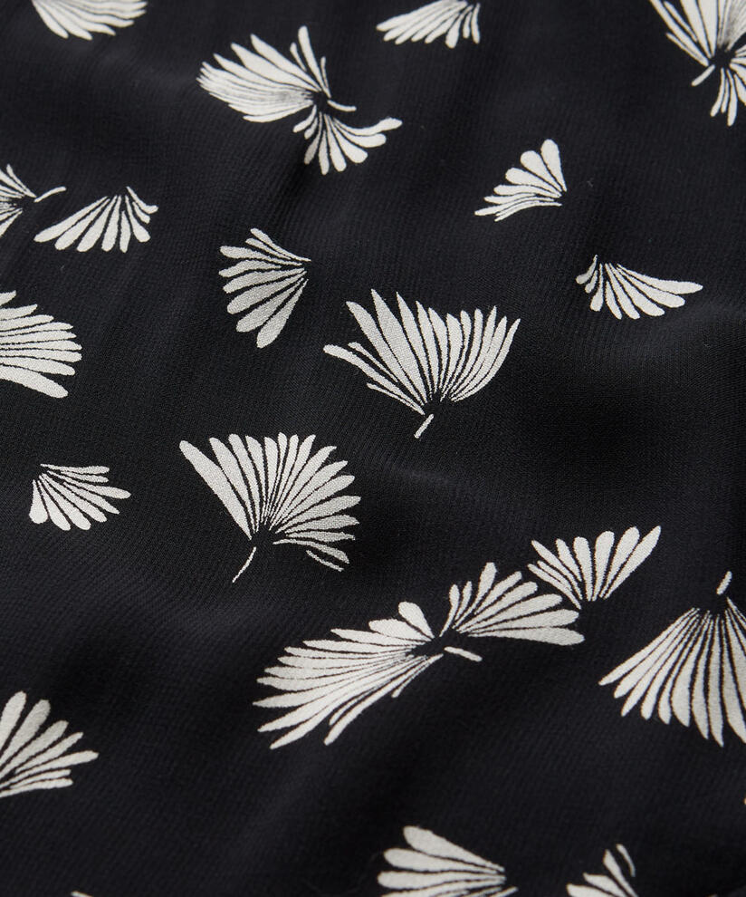 ALONG TUCH, Black