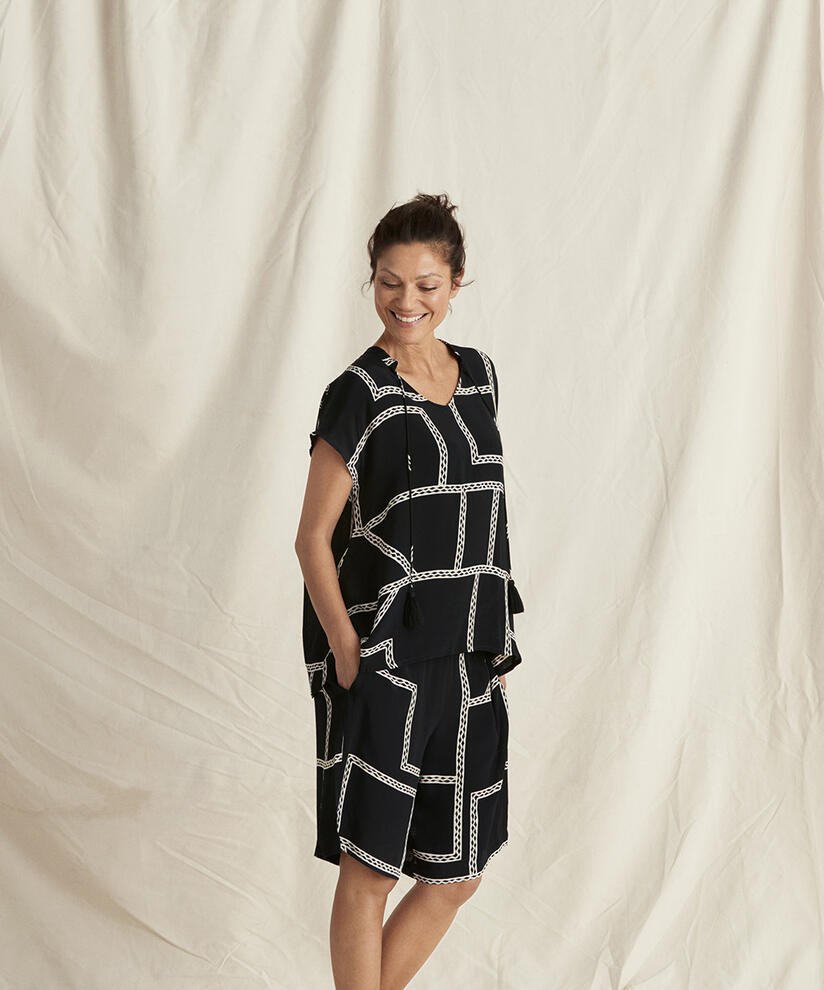 EDORA SHIRT, Black