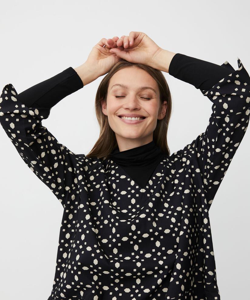 Viskosebluse Mit V-ausschnitt, Black