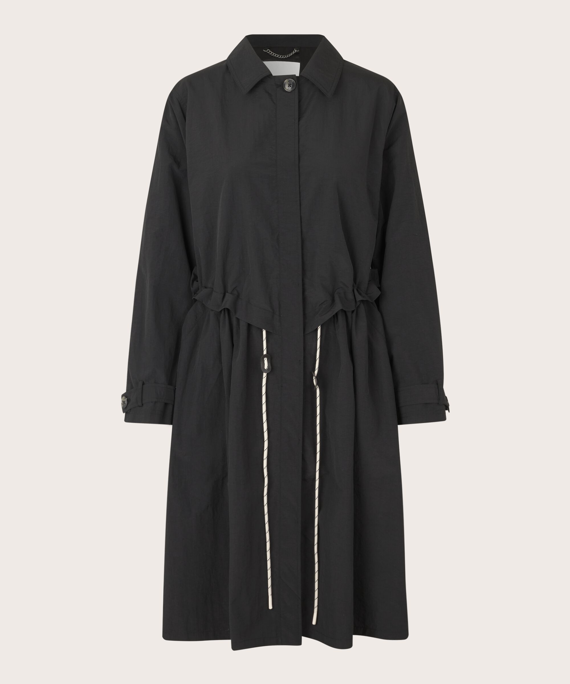 Tilia Mantel, Black