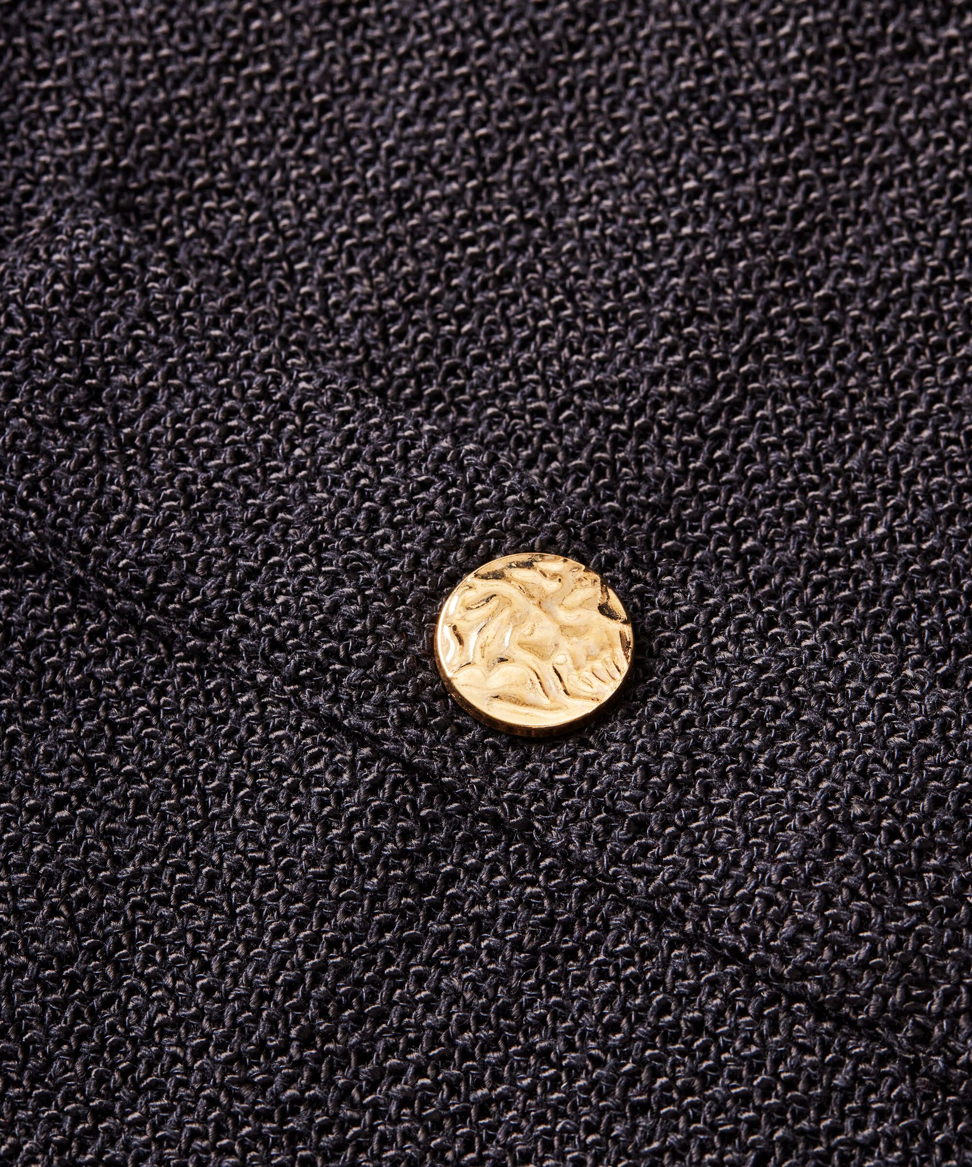 Bouclé-Jacke mit Taschen und goldenen Knöpfen, Black