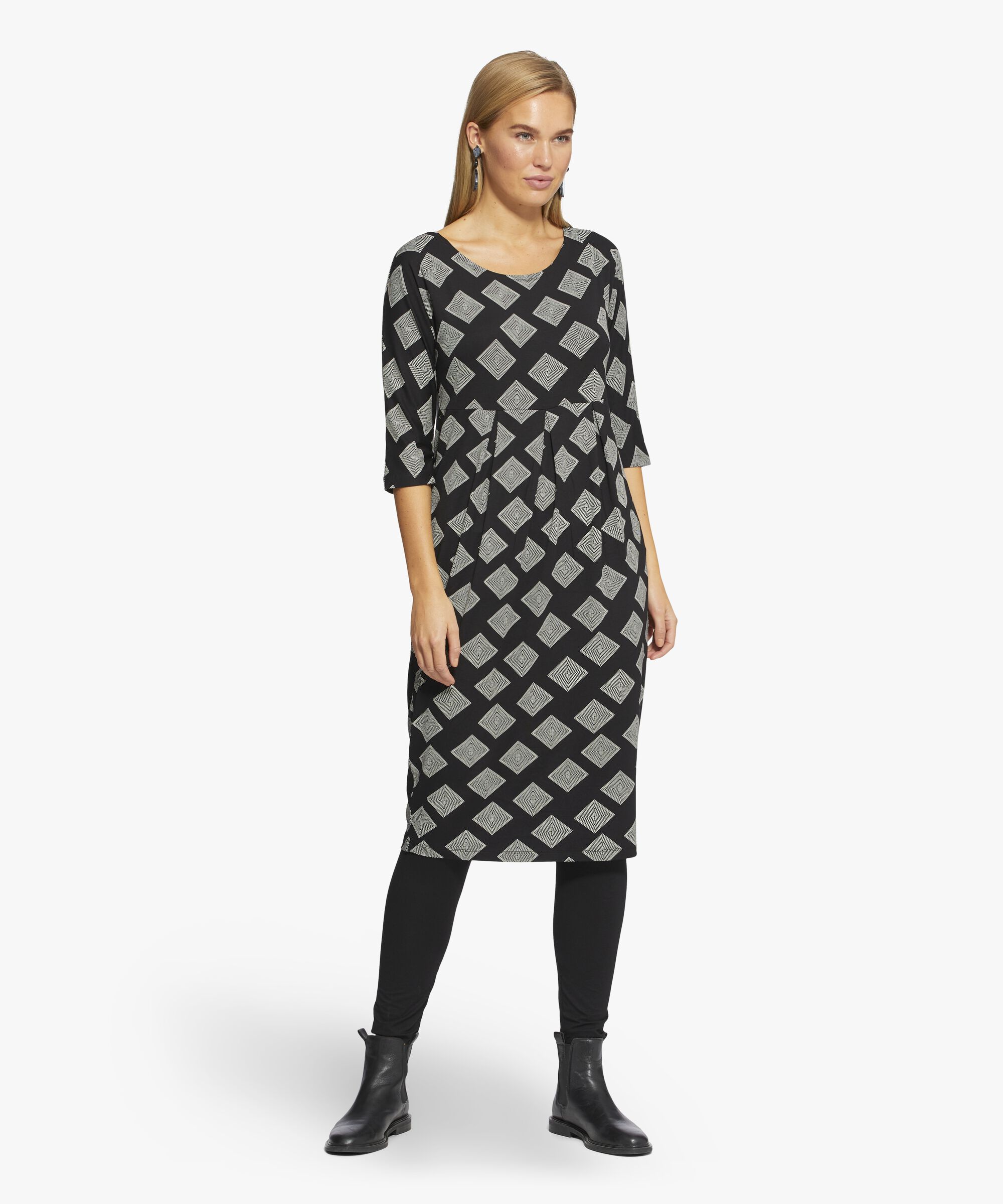 NIMA KLEID, Black