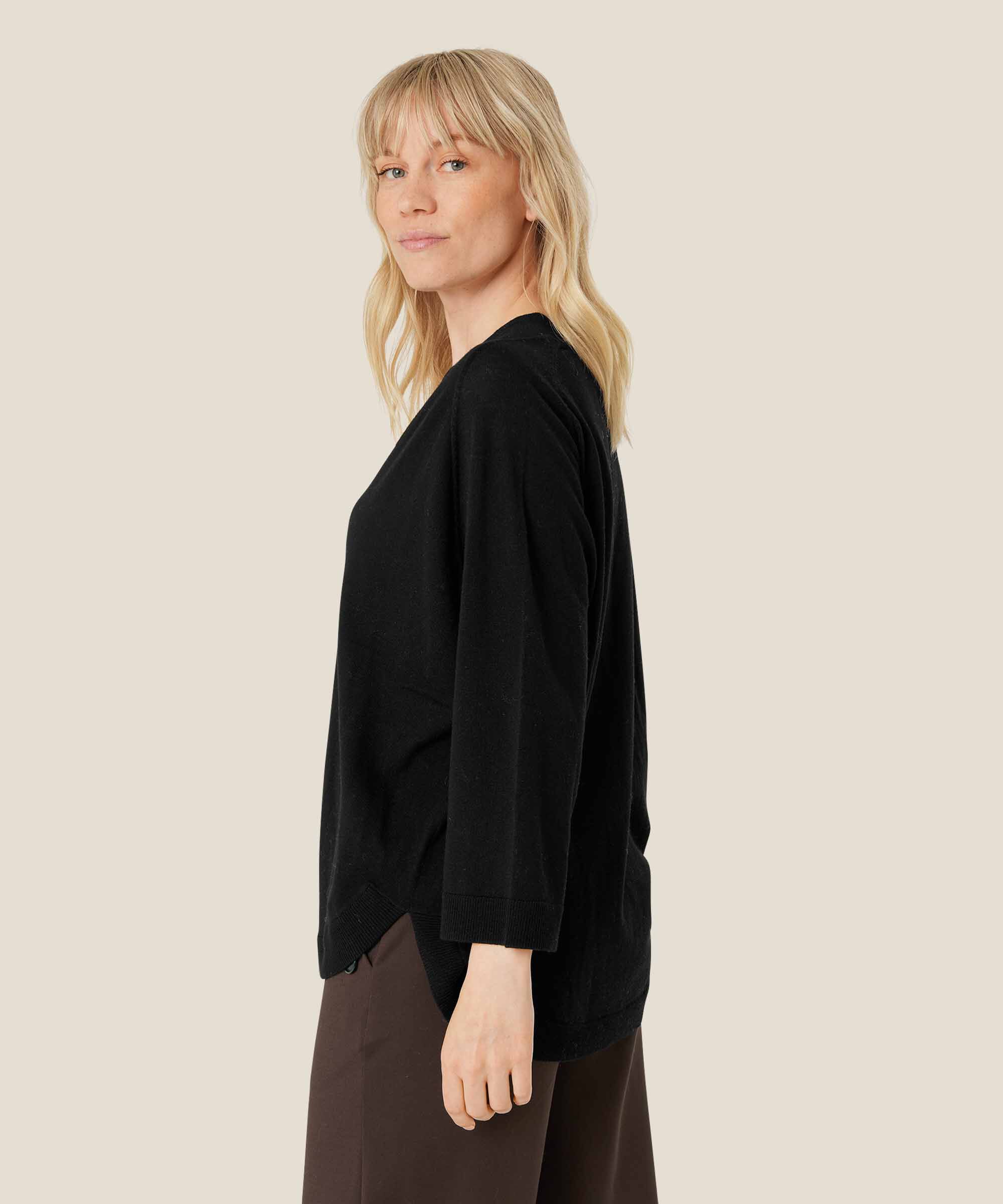 Strickpullover aus Wolle mit V-Ausschnitt, Black