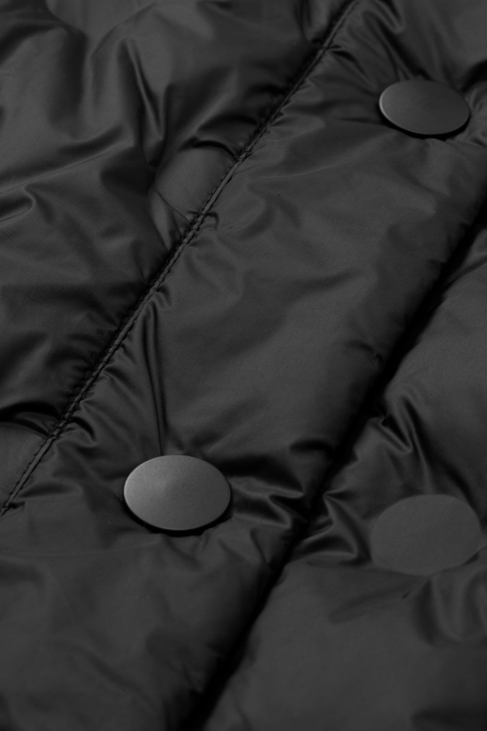 TUTTA DAUNENMANTEL, Black