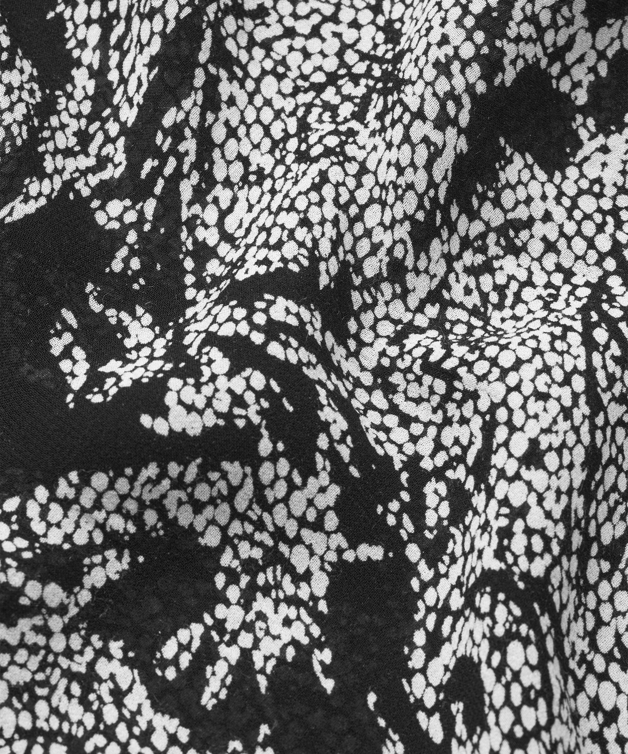Kleid aus helltransparenter Viskose, Black
