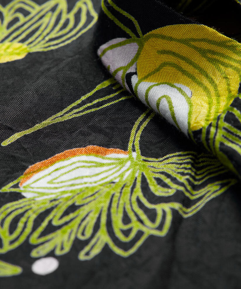 NONIE KLEID, Green Sheen