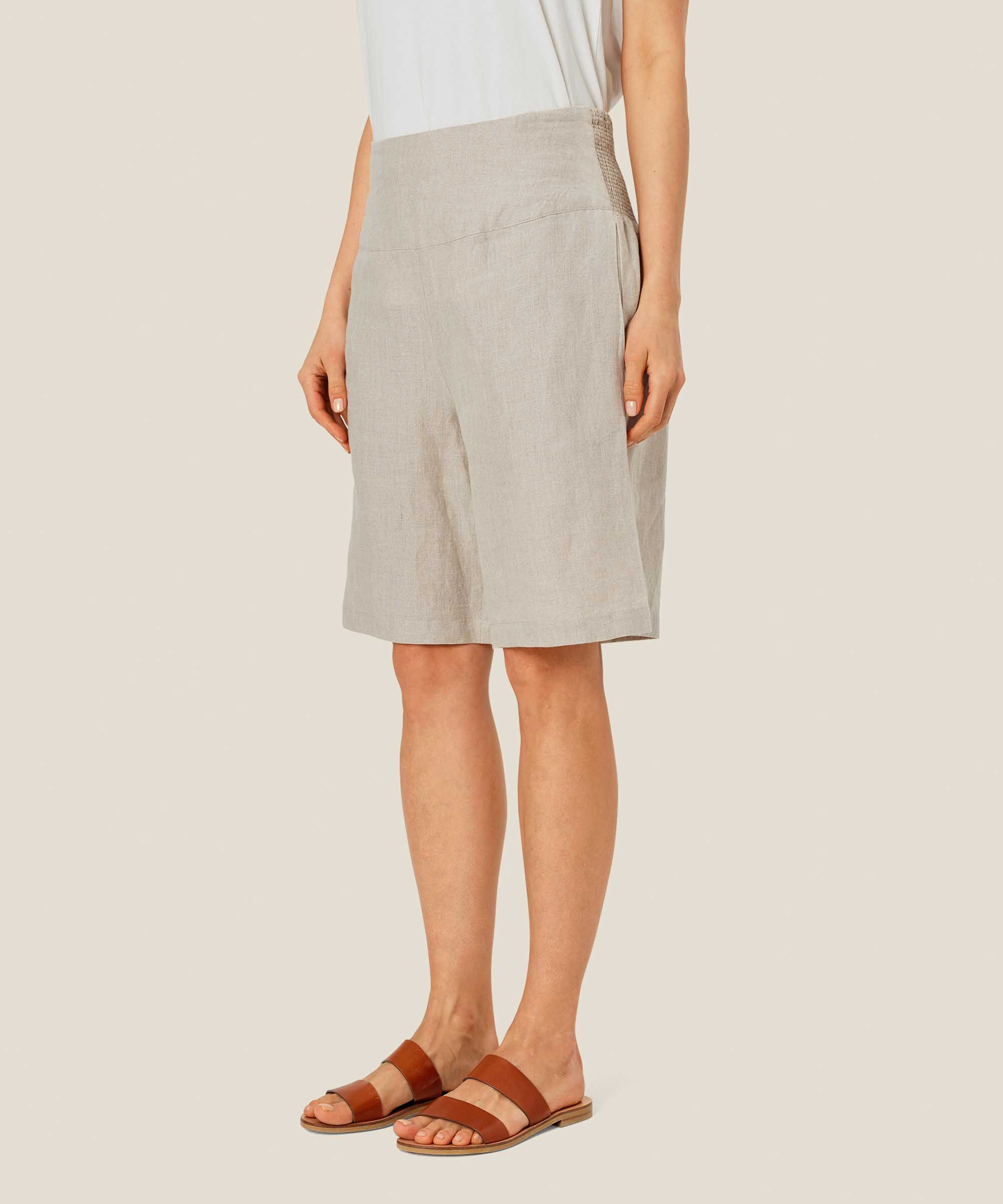 Leinenshorts Mit Gesmoktem Gummizug Hinten, Natural