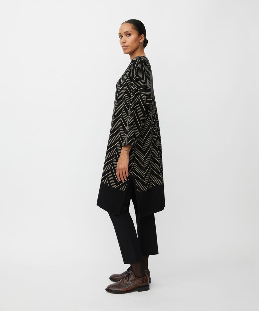 Feinstrickkleid mit Glitzerfaden und Seitenschlitz, Black