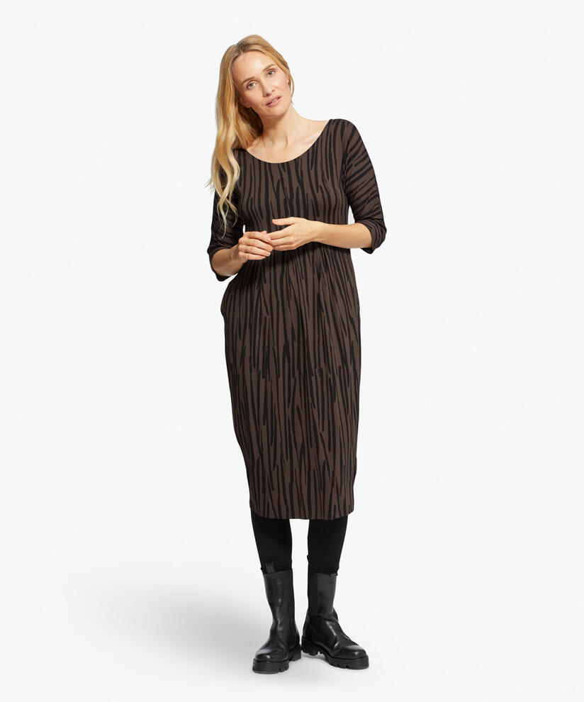 NIMA KLEID, Chocolate