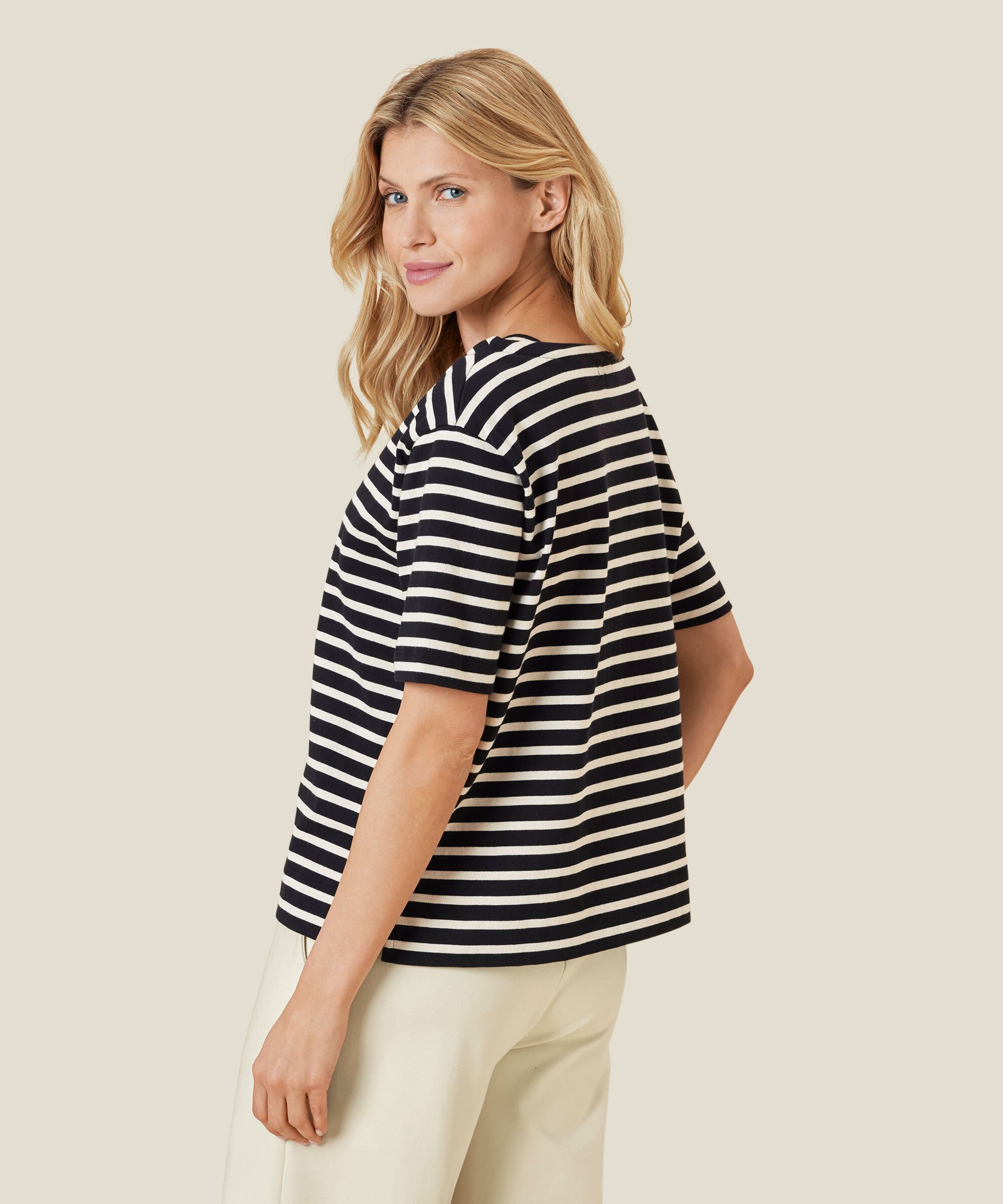 DACEYA JERSEY T-SHIRT, Black