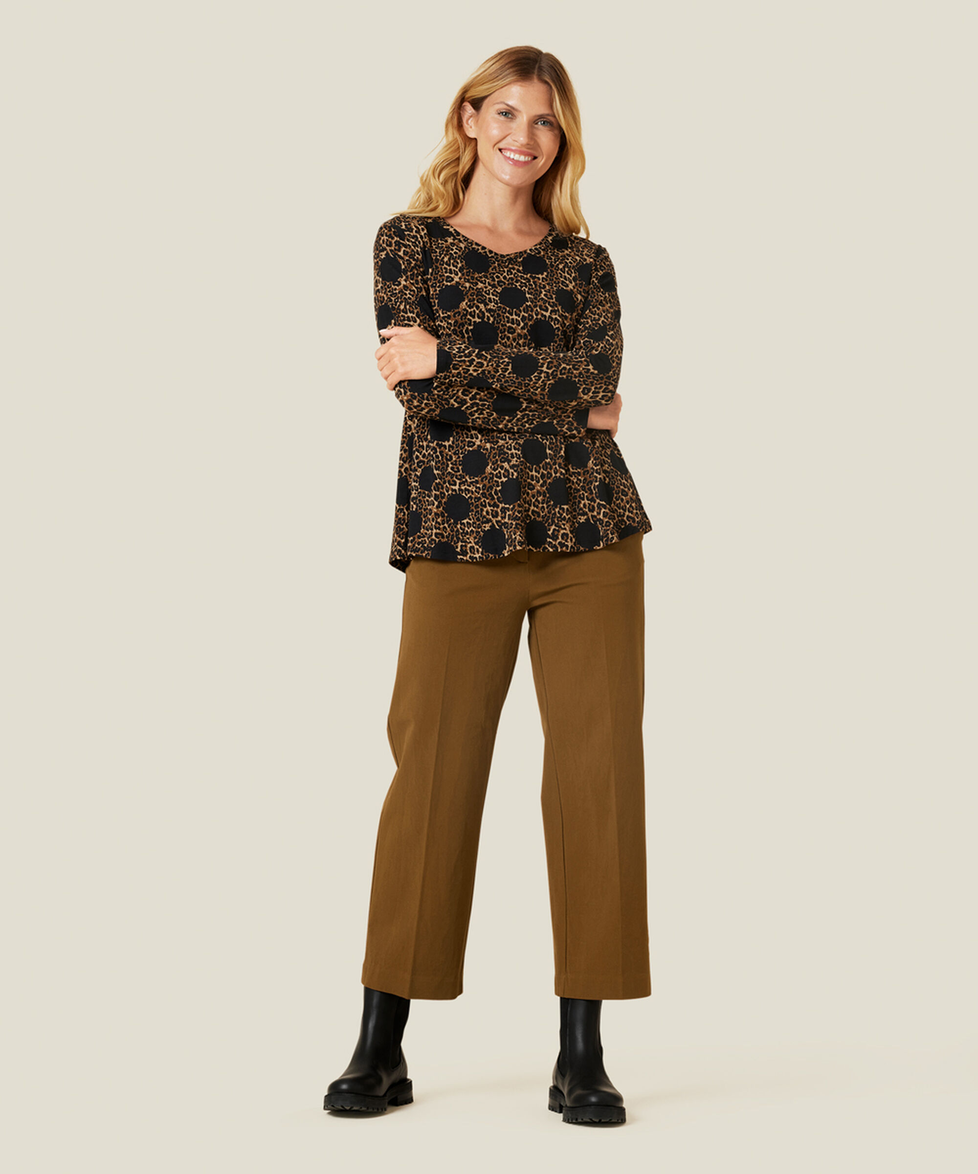 BADISNA JERSEY SHIRT, Monk's Robe