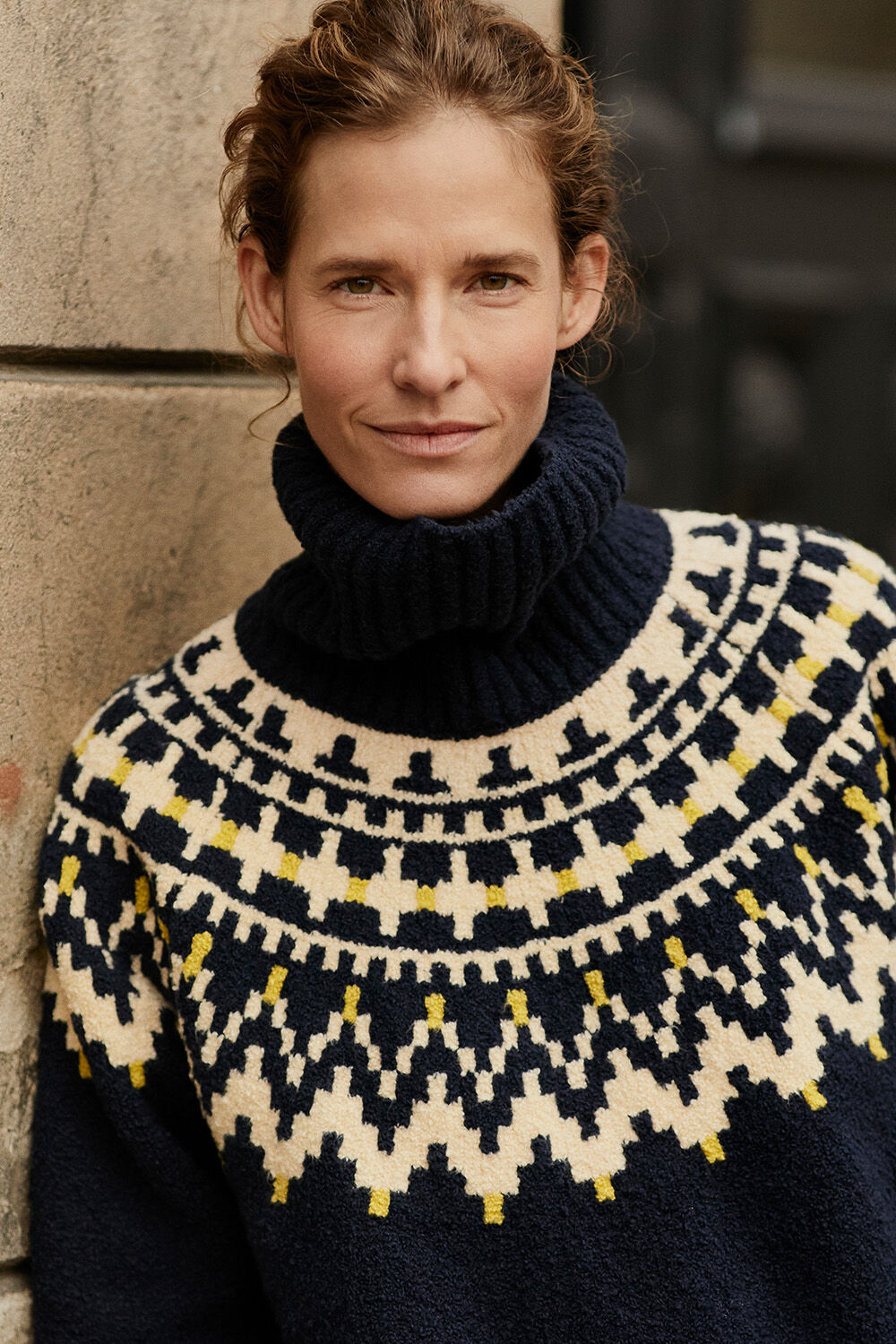 Rollkragenpullover mit gerippten Kanten - Navy Blazer