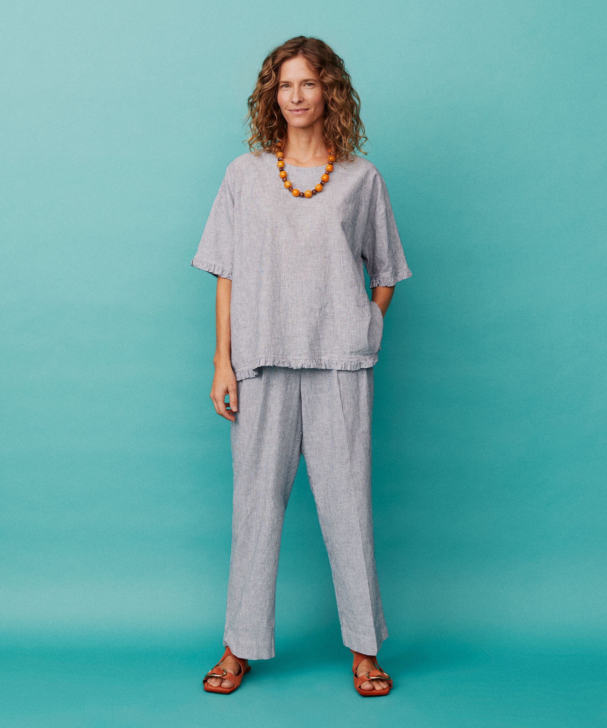 Gestreifte Hose aus Leinenmischung mit Gummizug hinten, Black