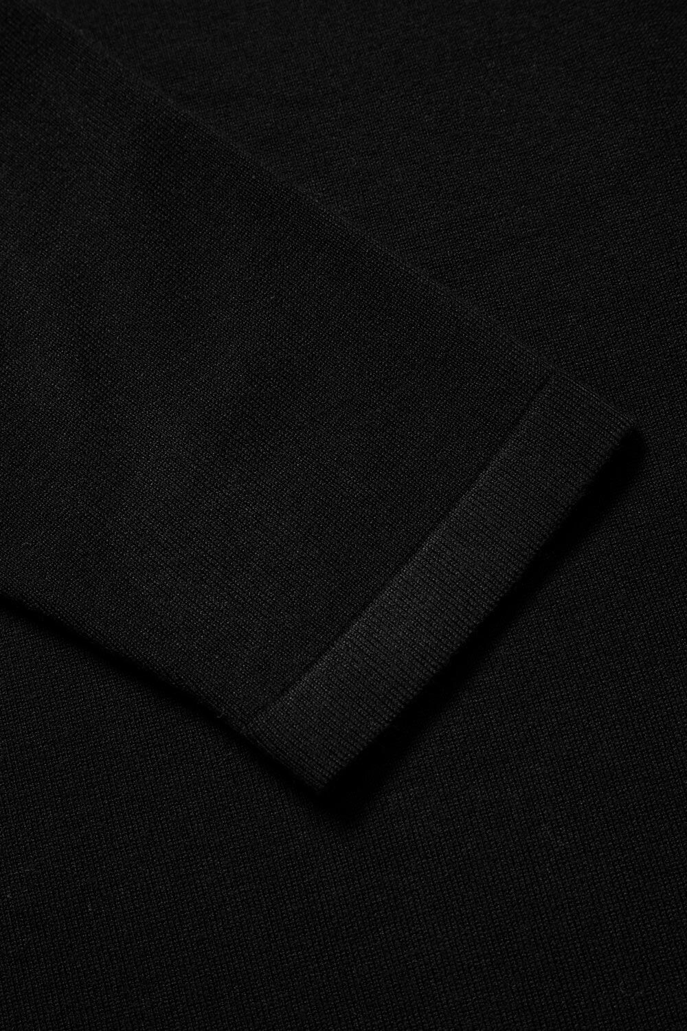 Feinstrick-cardigan Mit Geradem Schnitt, Black