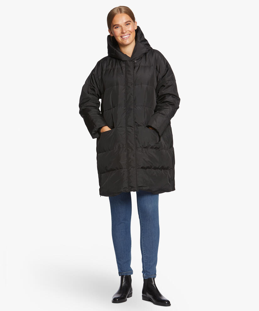 THILDE DAUNENMANTEL, Black