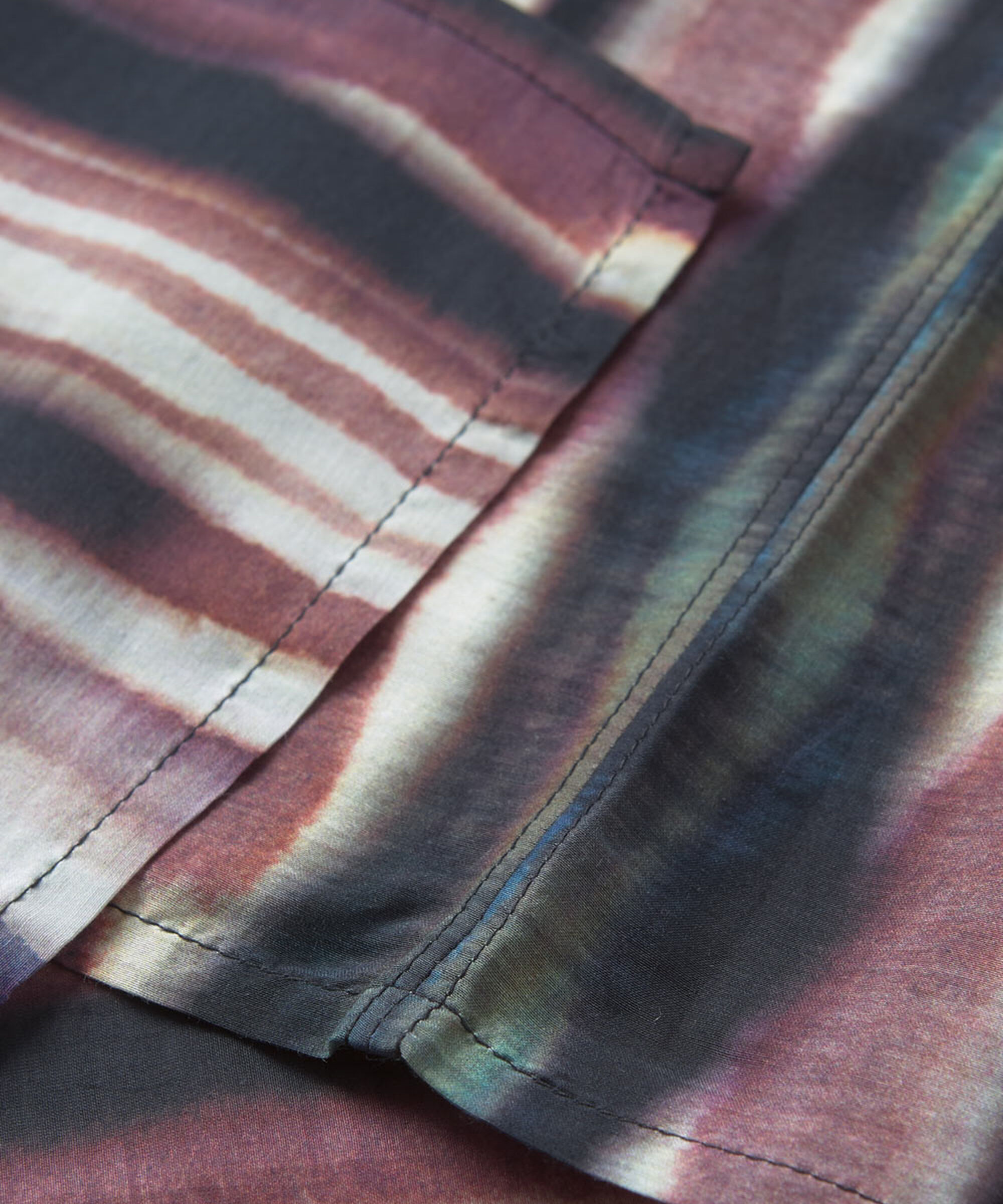 ALONG TUCH, Mesa Rose