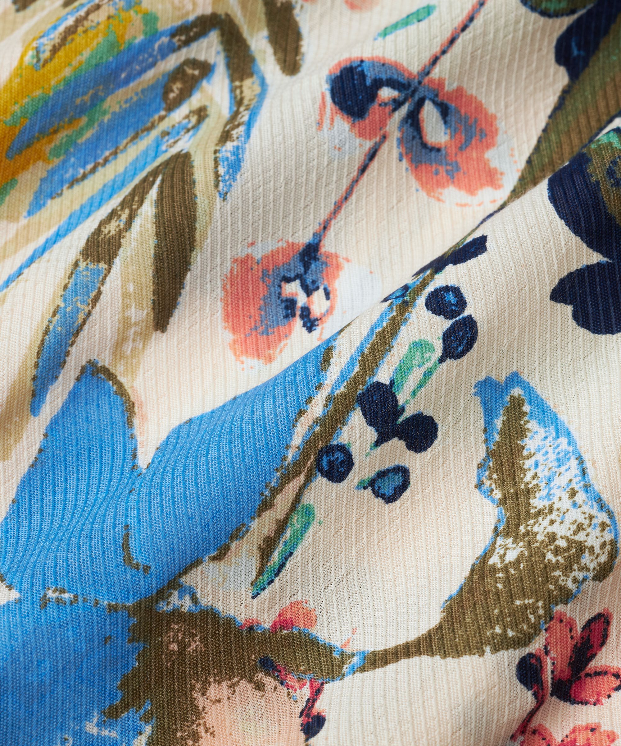 Kleid Aus Viskose Mit Knopf Am Hals, Marina