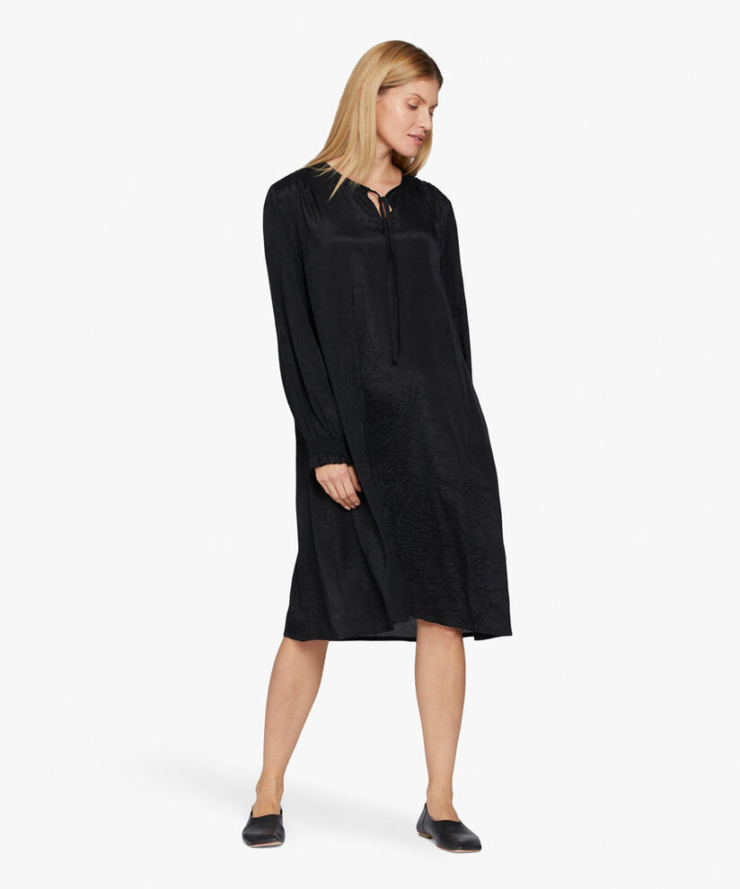 NOTILA KLEID, Black