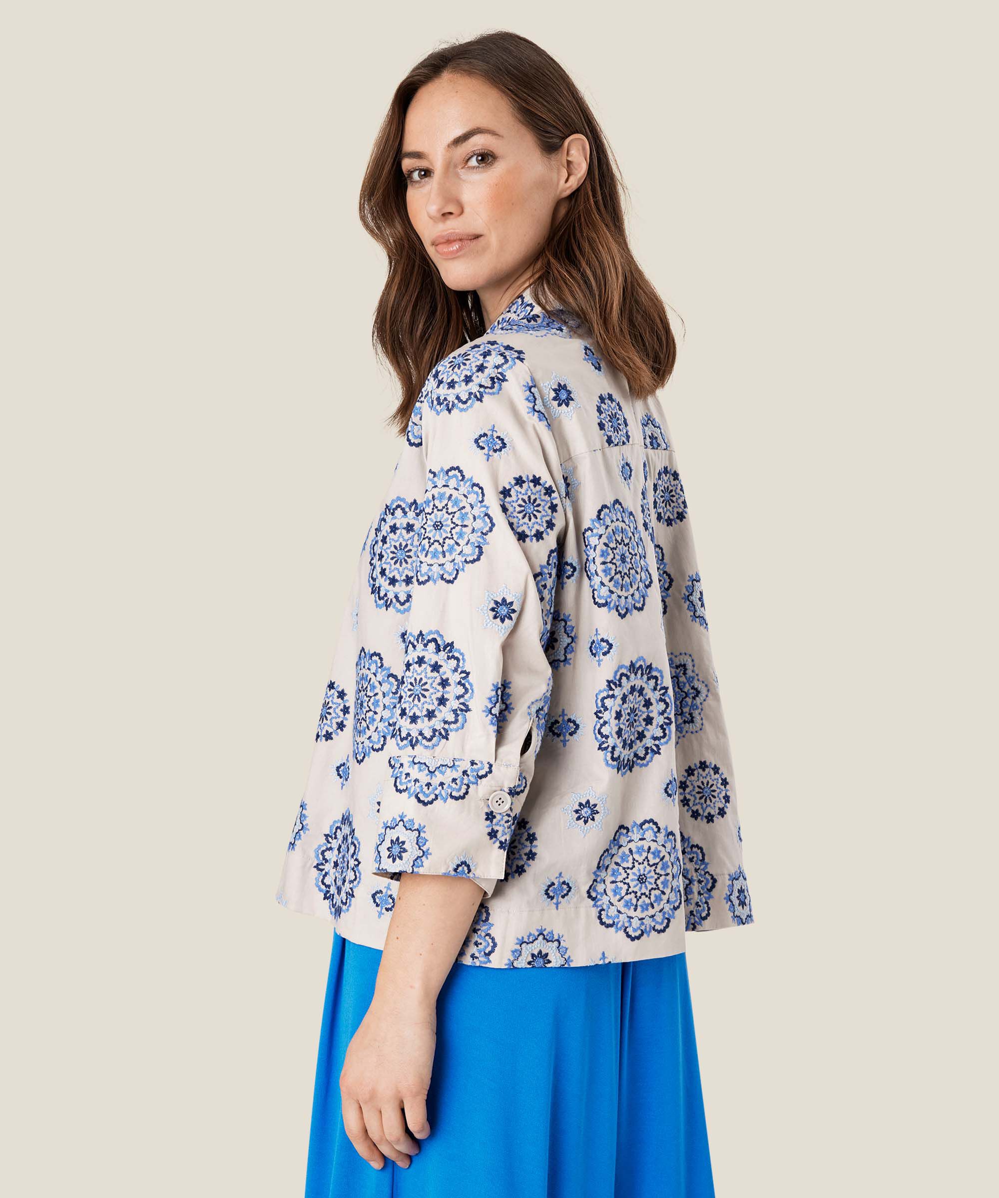 Idakaia Hemdbluse, Nebulas Blue