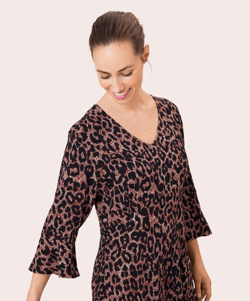 Nita Kleid, Paprika