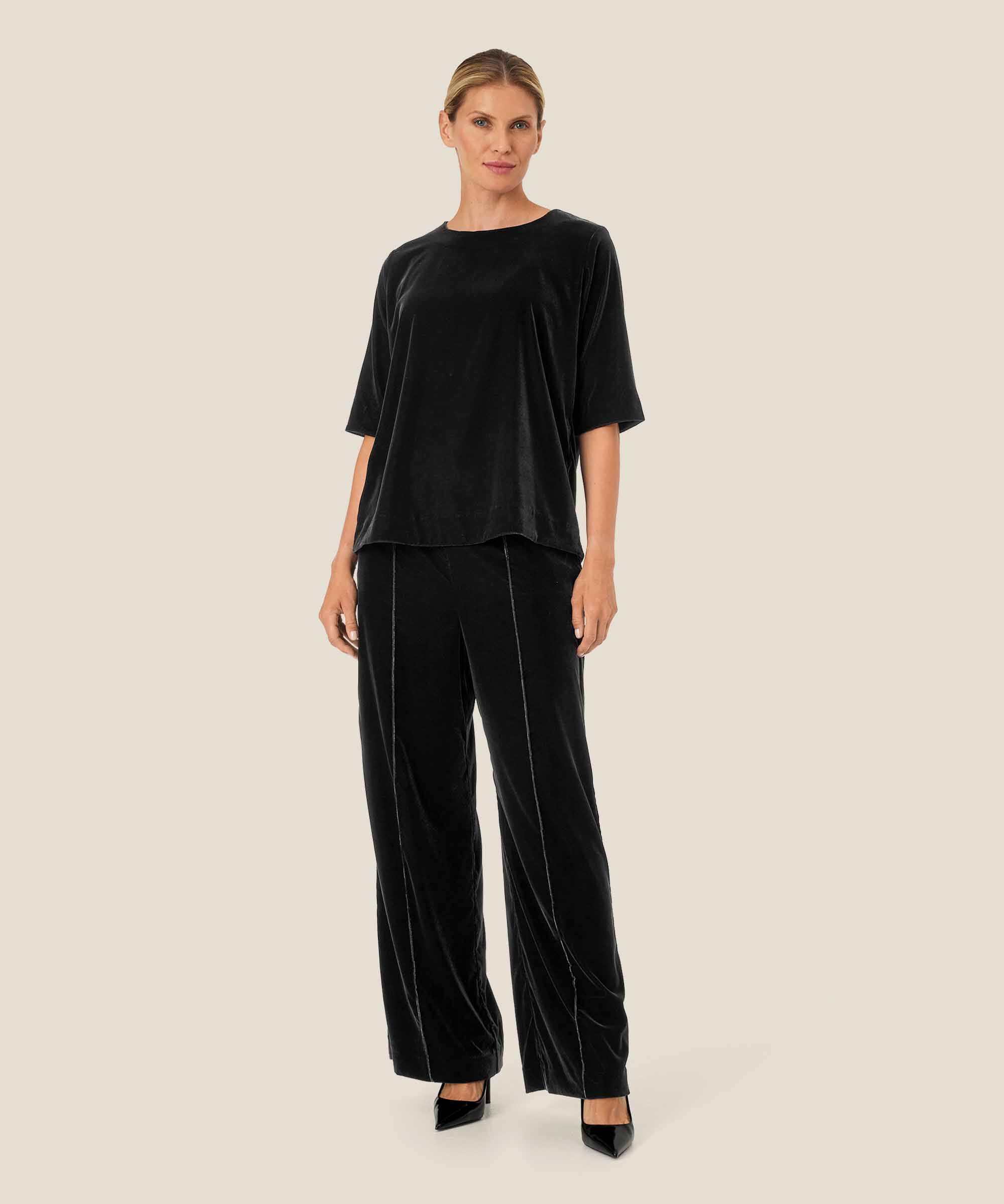 Veloursbluse mit Knopfdetail, Black