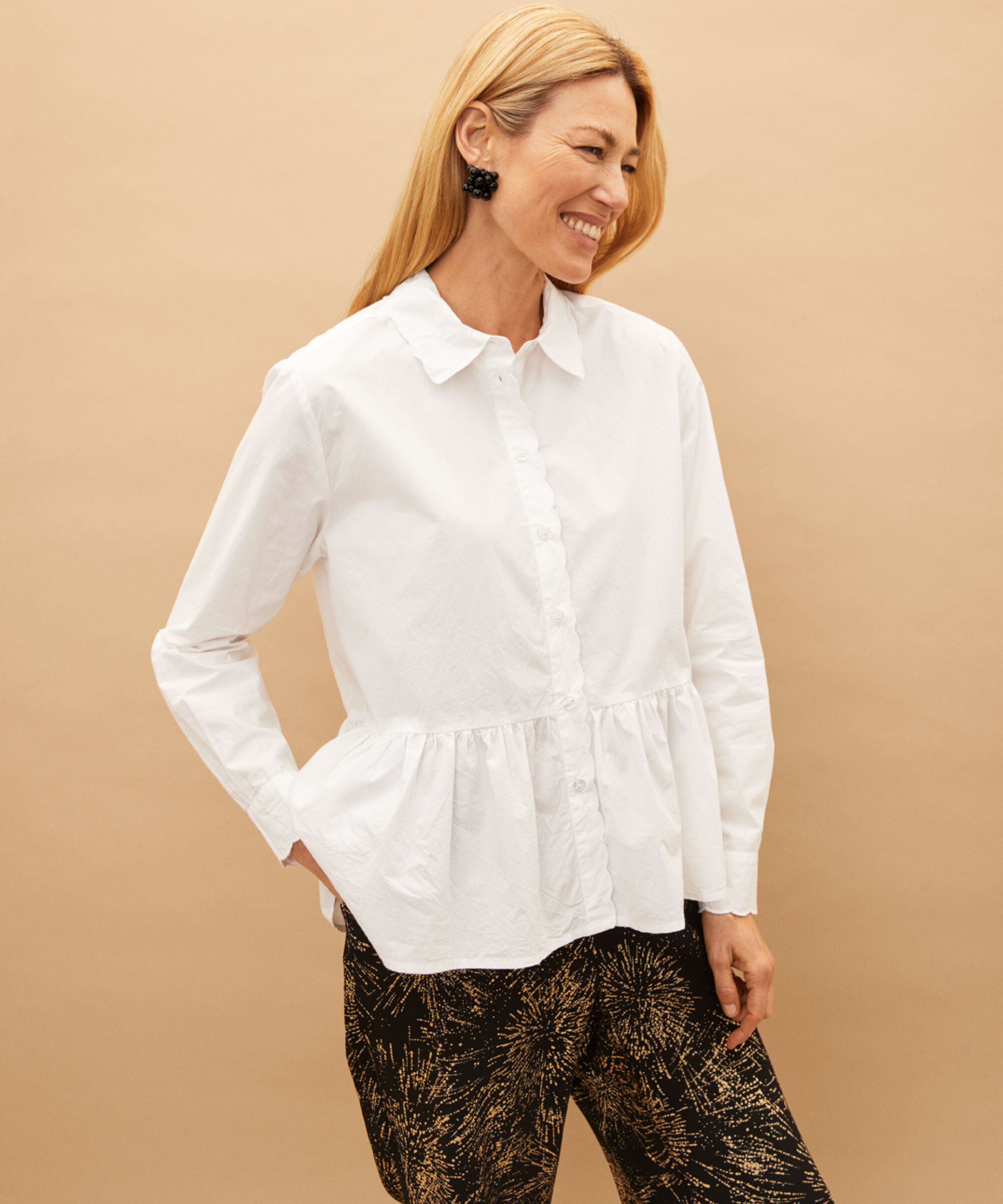 Baumwollhemdbluse mit Schößchen unten, White