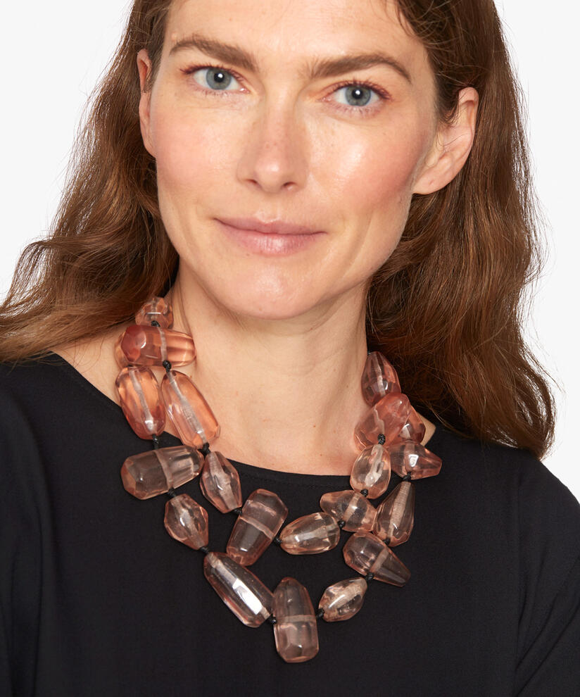 ROSE HALSKETTE, Winetasting