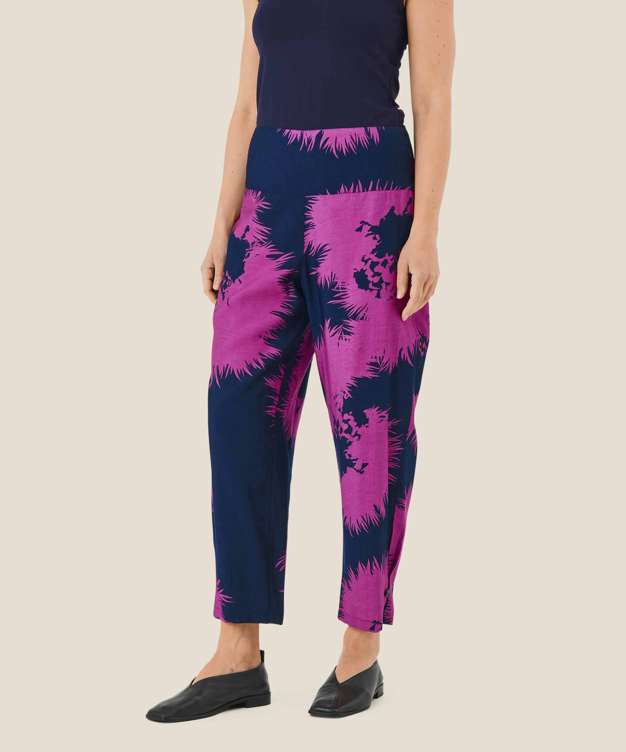 Viskosehose mit Smok hinten, Wild Aster