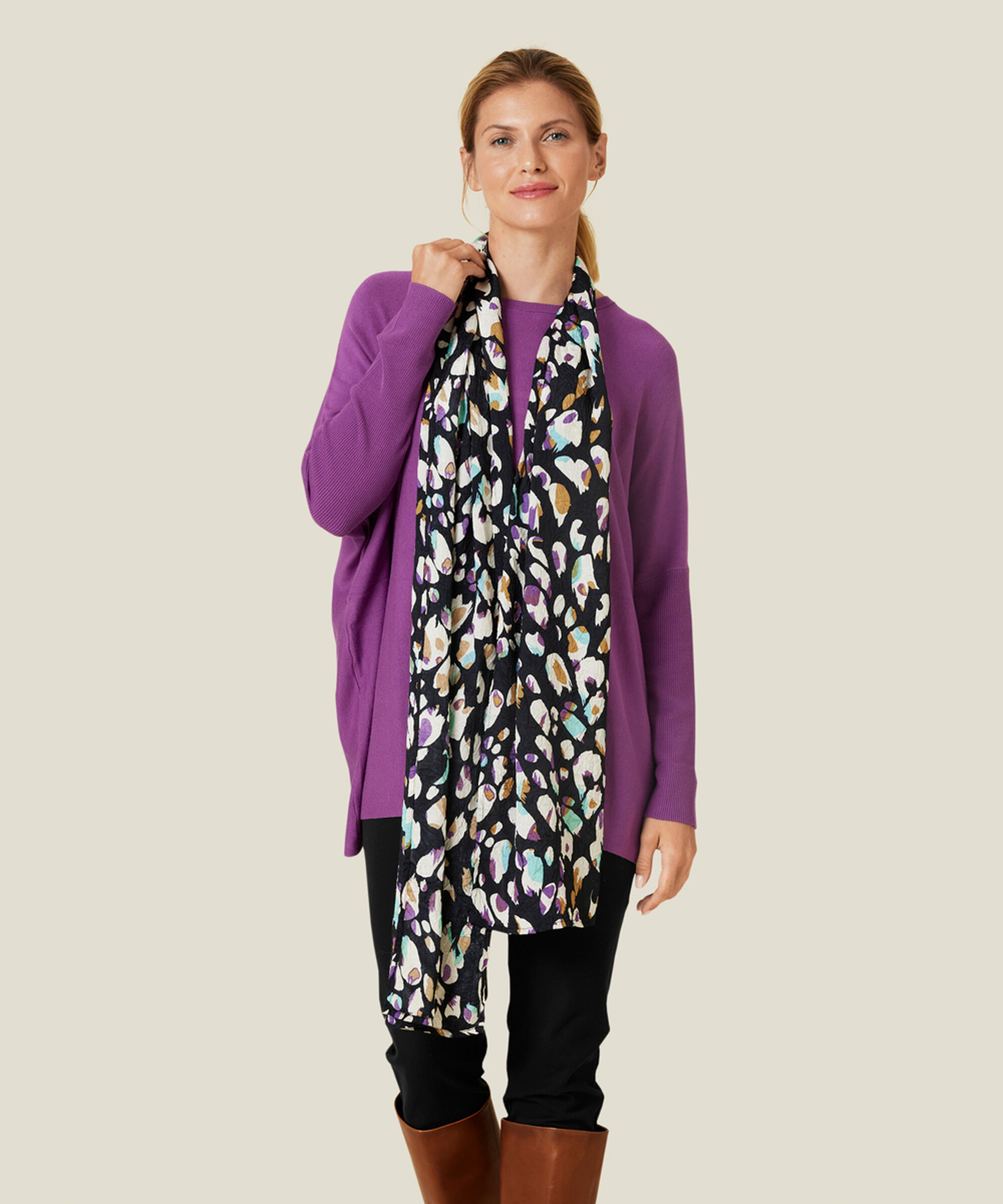 ALONG TUCH, Jade Green