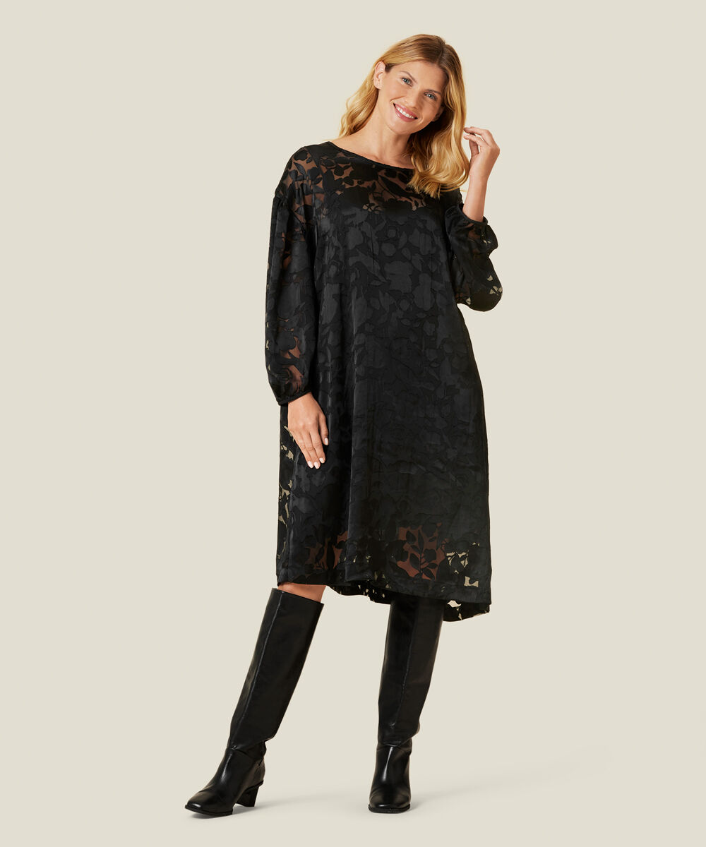 NETA KLEID, Black