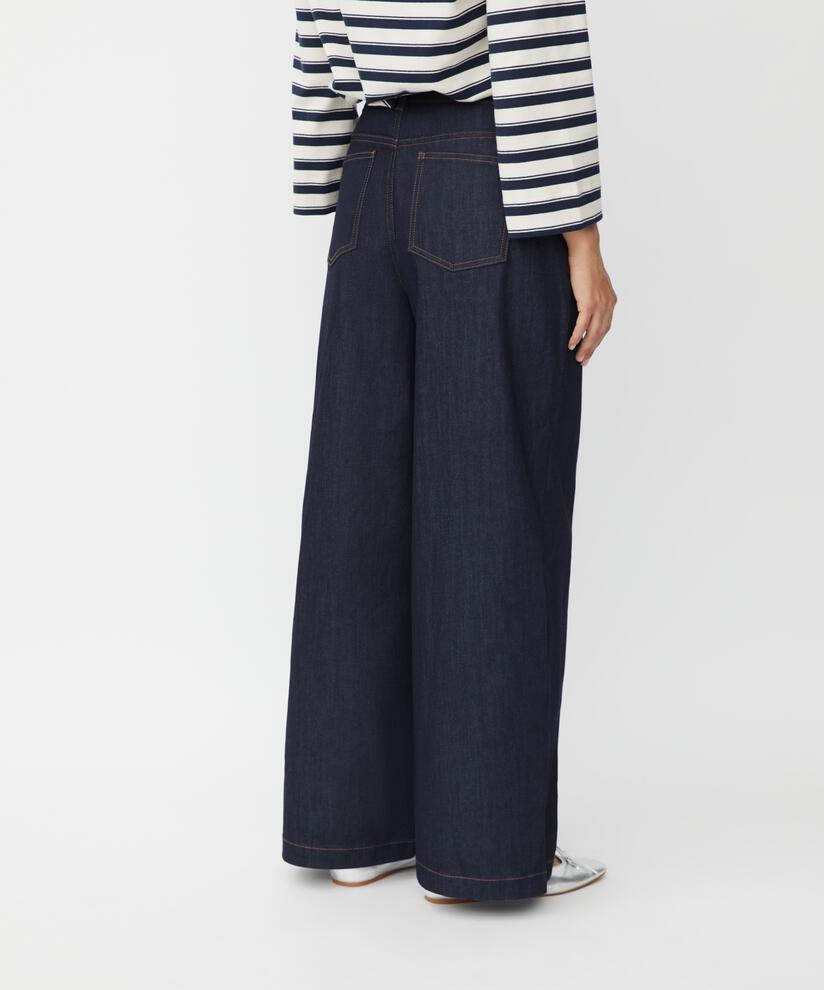 Jeans mit Stretch und Weite an den Beinen, Dark Denim